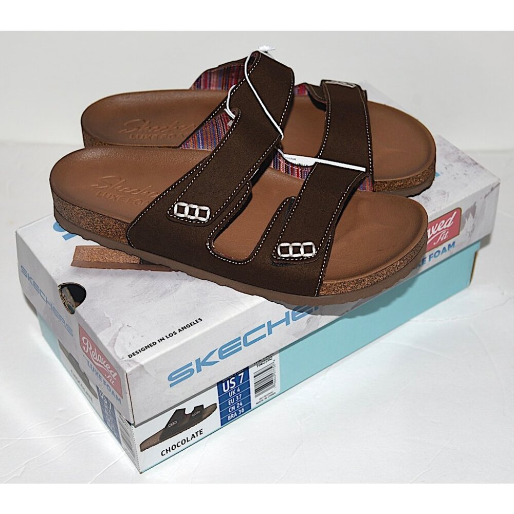 NIB Skechers Luxe Foam Relaxed Fit Sandals in Chocolate - Picture 3 of 7